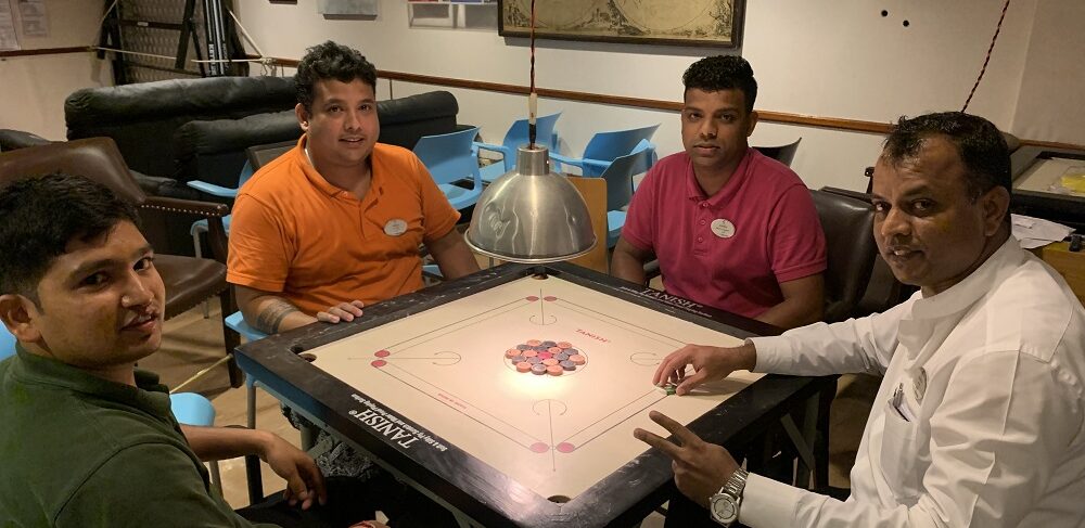 CARROM_4